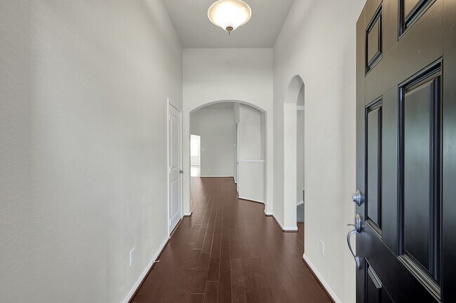 Foto del edificio - 30119 Saw Oaks Dr