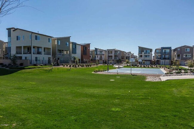 Foto del edificio - Charming 3BR House in Chandler