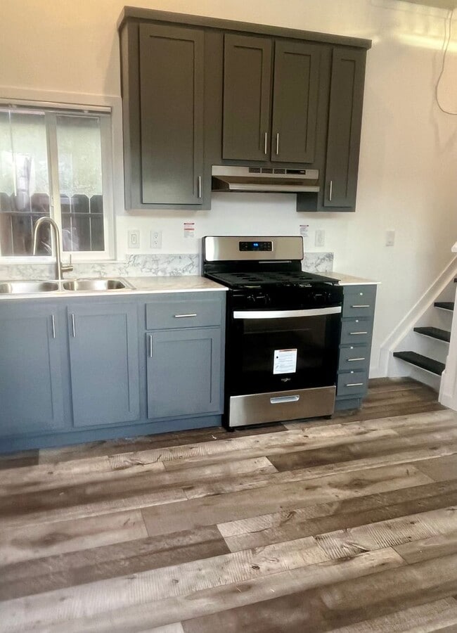 Building Photo - 3912 Amigo Dr