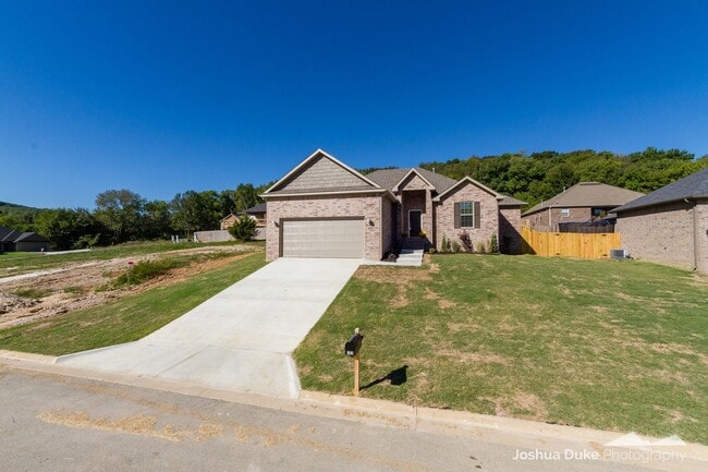 Photo - 3 bedroom 2 bath modern style home minutes...