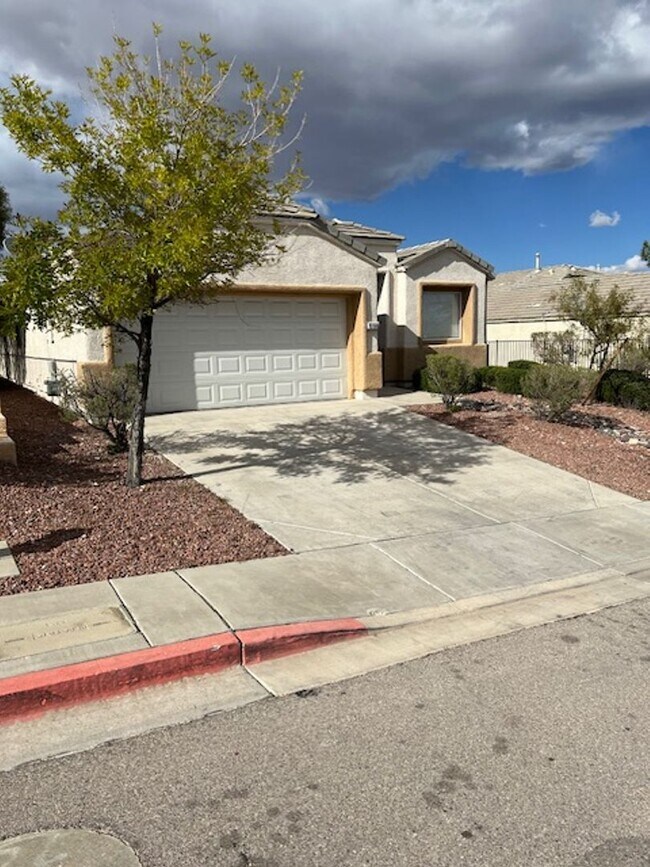 Building Photo - 1-STORY HOME FOR RENT IN SUMMERLIN