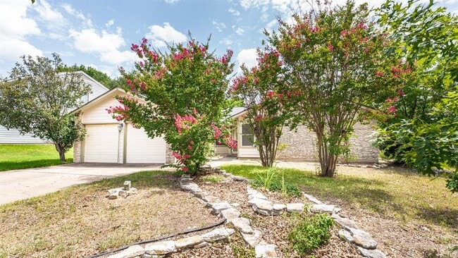 Building Photo - 11606 Parkfield Dr