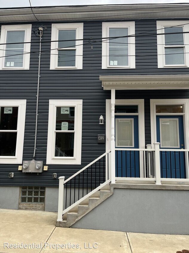 Foto principal - 2 br, 1.5 bath House - 412 Sample Street