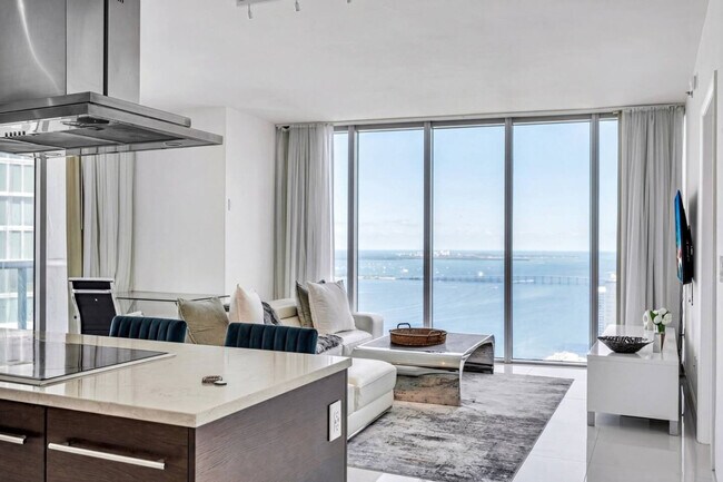 Foto del edificio - 485 Brickell Ave