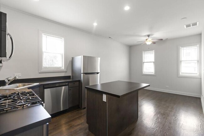 1 bedroom in Chicago IL 60618 - 1 bedroom in Chicago IL 60618 Apartment