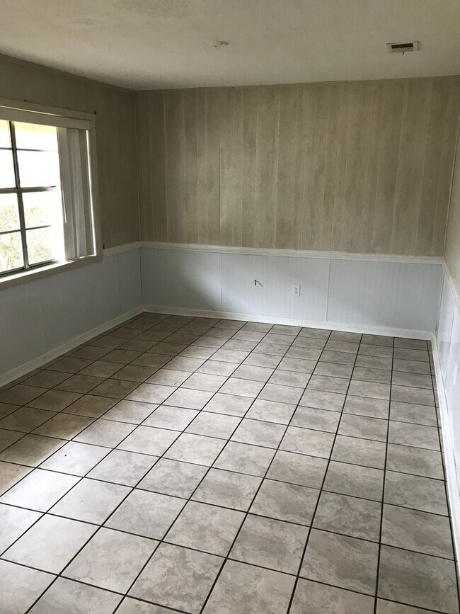 Photo - 210 Kilarny Rd House