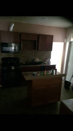 Foto del edificio - 3317 Edmondson Ave