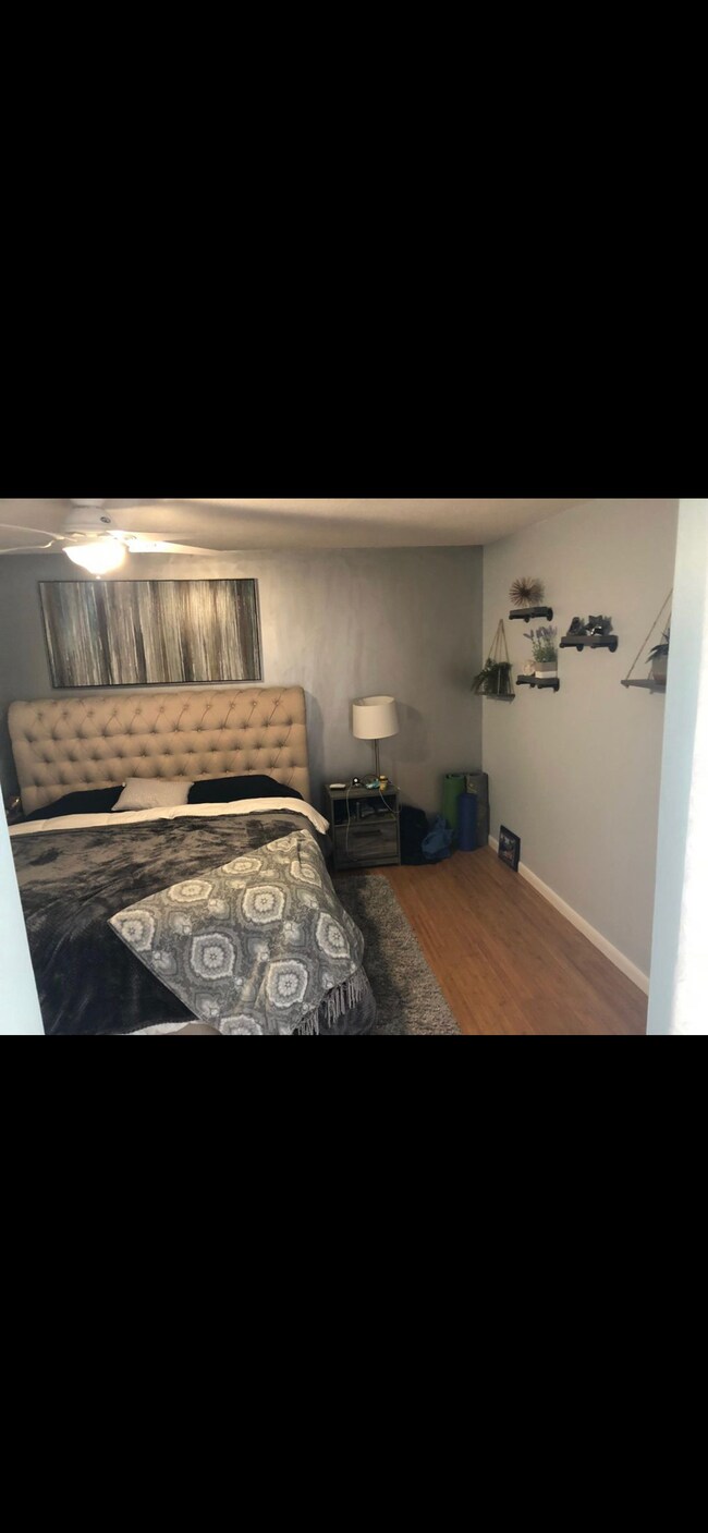 Foto del edificio - 1636 Shaker Cir