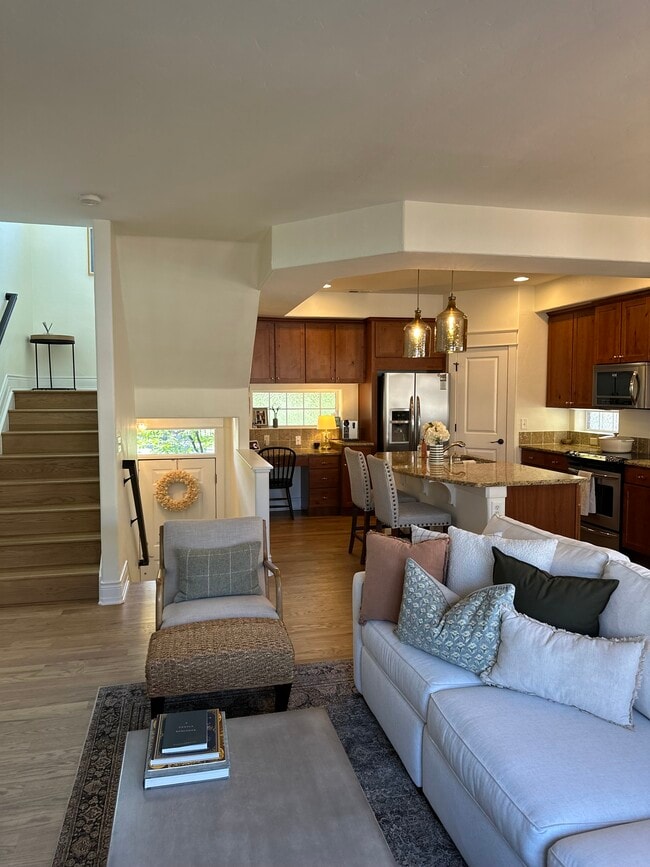 Photo - 718 Albion St Townhome