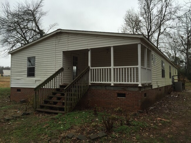 Building Photo - 103 Oak Ct