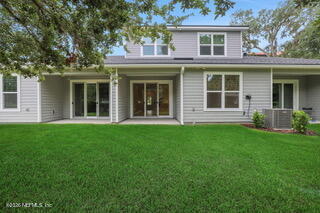 Building Photo - 5 FL-5