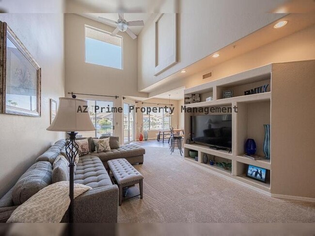 Building Photo - 1326 W Coral Reef Dr