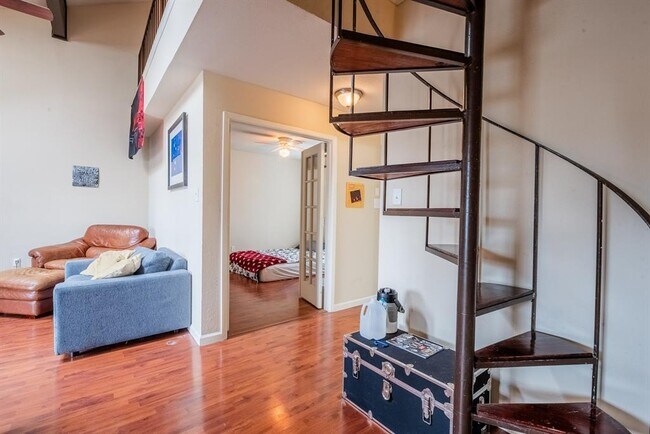 Foto del edificio - 3506 Speedway St