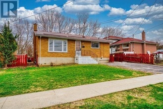 Building Photo - 134 Weller Ave