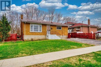 Building Photo - 134 Weller Ave