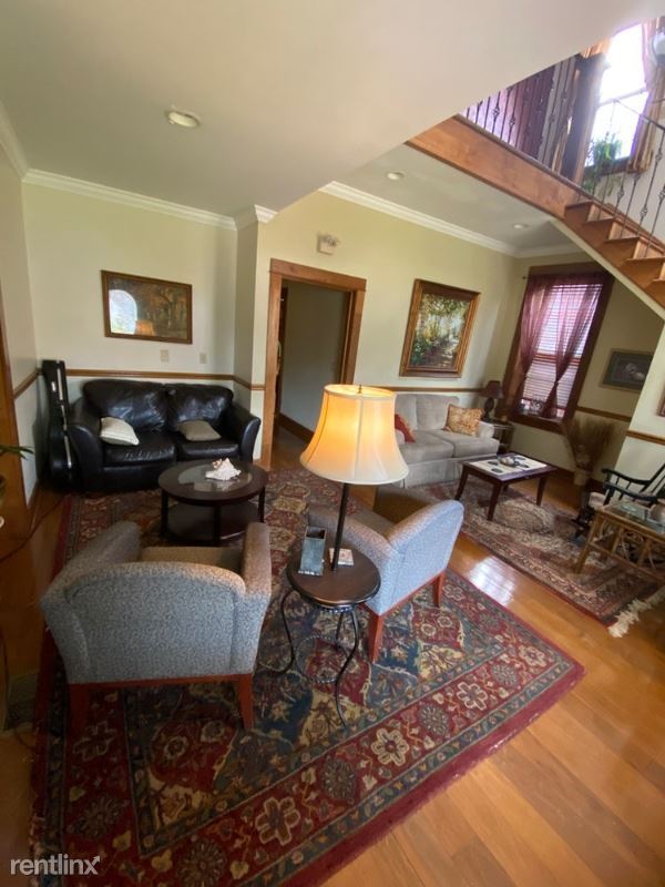 Foto del edificio - 10 br, 4.5 bath House - 823 Mccallie Ave