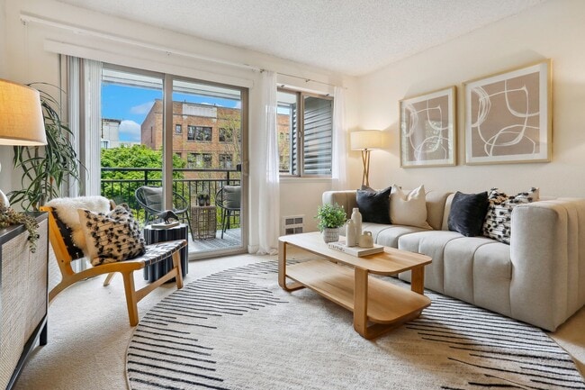 1bd/1ba Seattle Condo - 1bd/1ba Seattle Condo