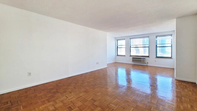 Foto del edificio - 155 Washington St
