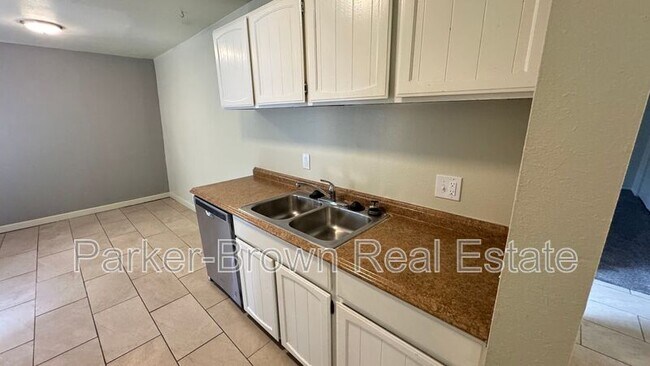 Foto del edificio - 3414 S 300 E