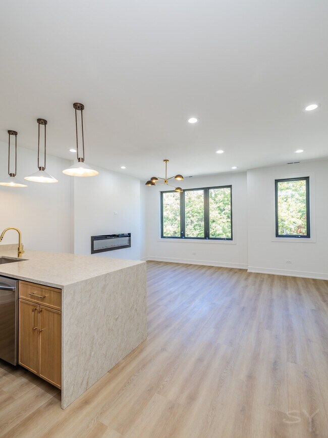 Foto del edificio - 3327 W Division St