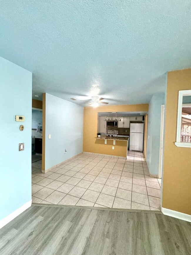 Foto del edificio - Beautiful 2-bedroom, 1.5-bath condo