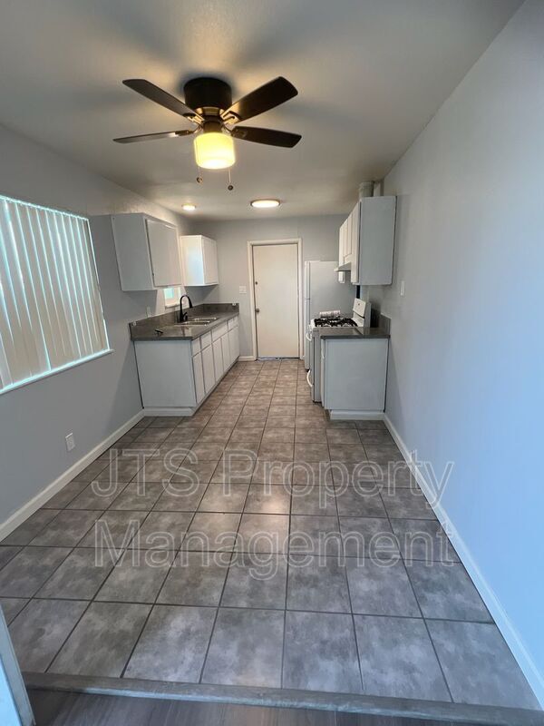 Foto del edificio - 7612 Denise St