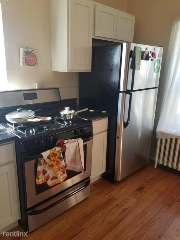 Foto del edificio - 1385 Manor Park Ave