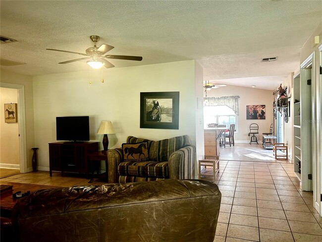 Foto del edificio - 9422 NW 125th Ave