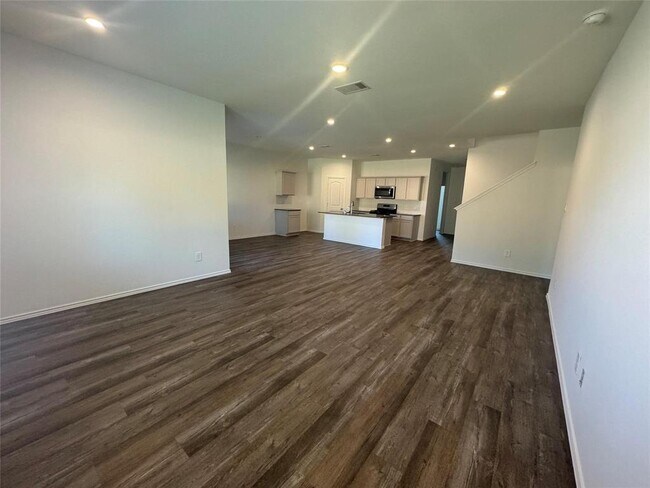 Building Photo - 11837 Summertime Dr