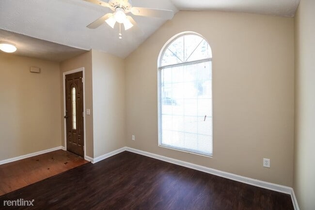 Building Photo - 3 br, 2.5 bath House - 1799 Killarney Dr SW