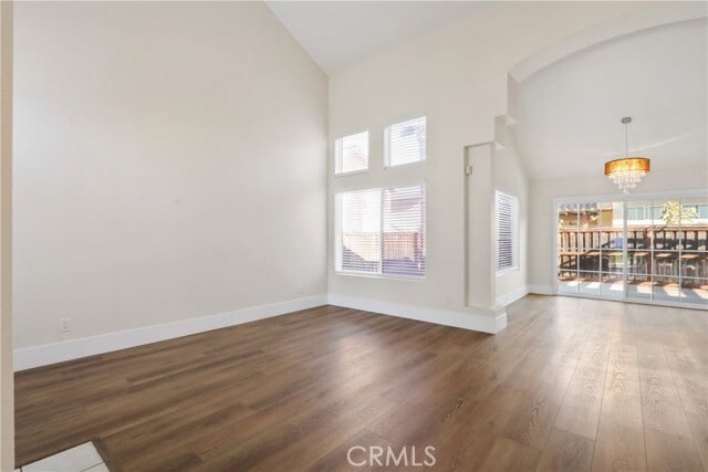 Foto del edificio - 2721 Green River Rd