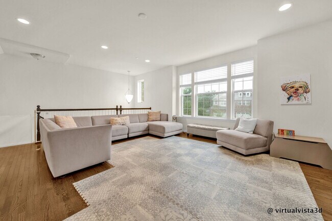 Foto del edificio - 2707 Rosedale Ave