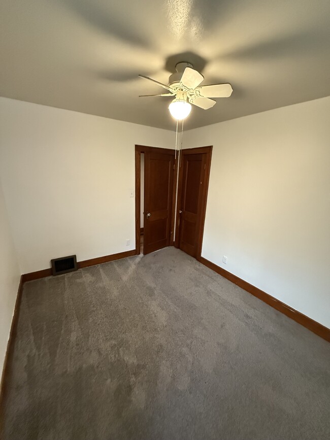 Foto del edificio - 311 Vinton St