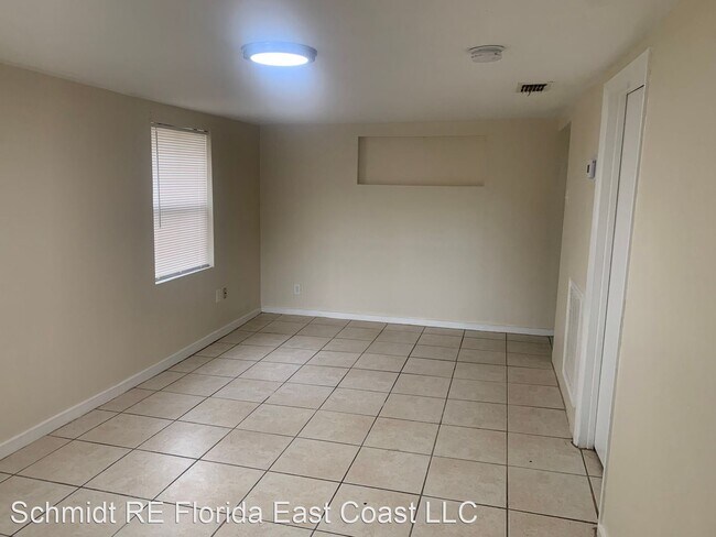 Building Photo - 3 br, 1 bath House - 309 N. 17th Street