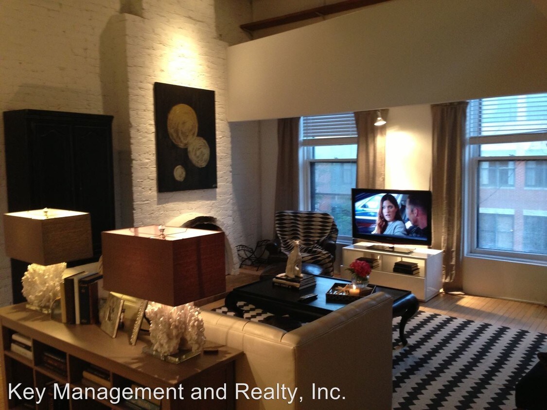 Foto principal - 846-846 W Altgeld St