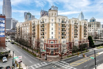 Building Photo - The Kensington