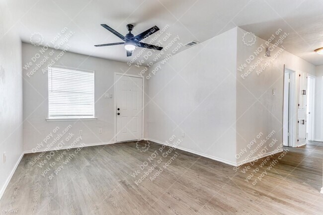 Foto del edificio - 3 br, 1 bath House - 1006 Susan Dr