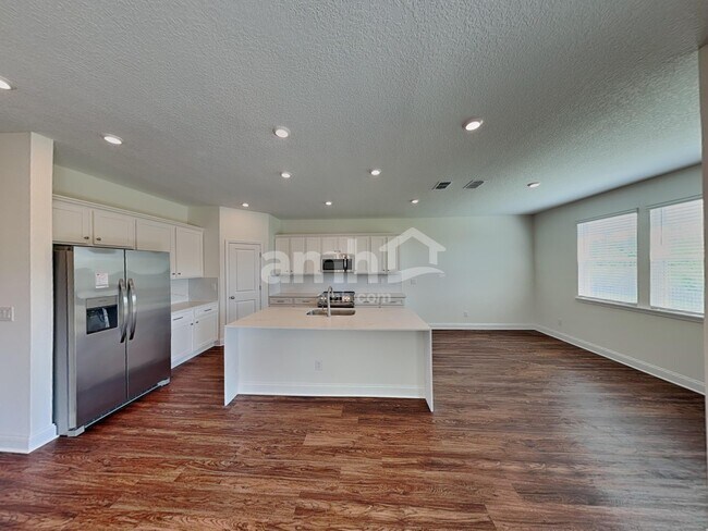 Foto del edificio - 291 Onate Cir