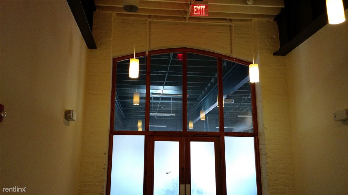 Foto principal - 408 N 3rd St
