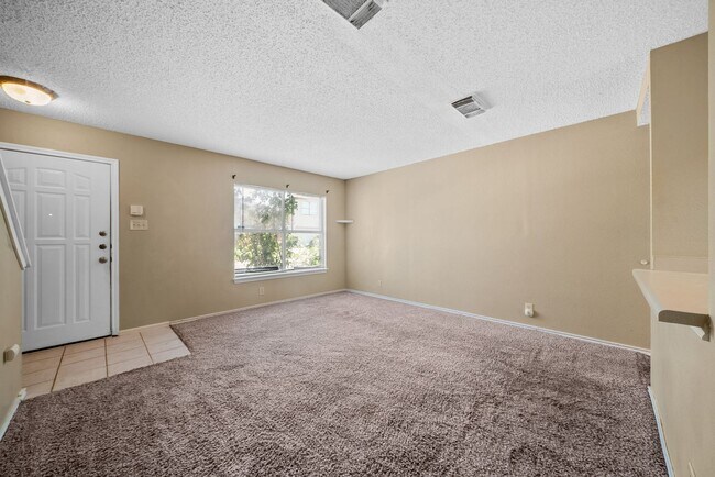 Foto del edificio - 3 Bedrooms and 2.5 Bathrooms located in Ke...
