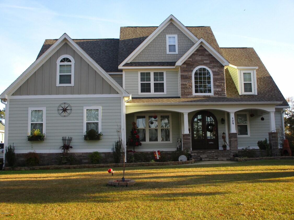 129 Lowery Ln, Swansboro, NC 28584 House Rental in Swansboro, NC