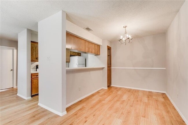 Building Photo - 10616 Mellow Meadow Dr