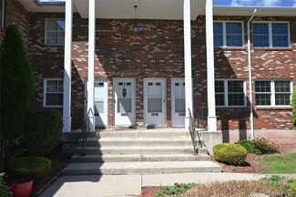 Building Photo - 276 Temple Hill Rd