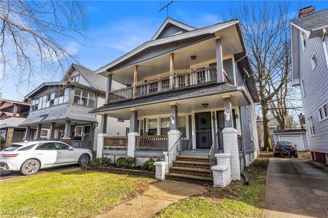 Building Photo - 917 Helmsdale Rd