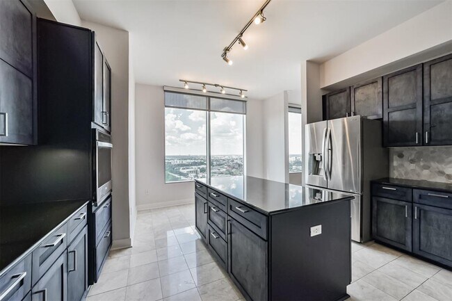 Foto del edificio - 3333 Allen Pkwy