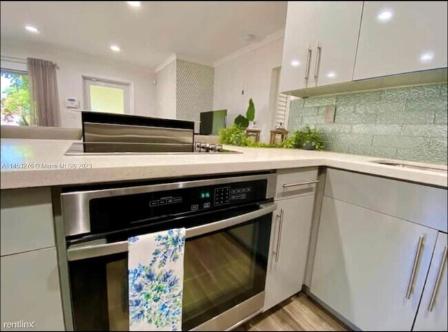 Building Photo - 3 br, 2 bath House - 1119 NW 7th Ave 1