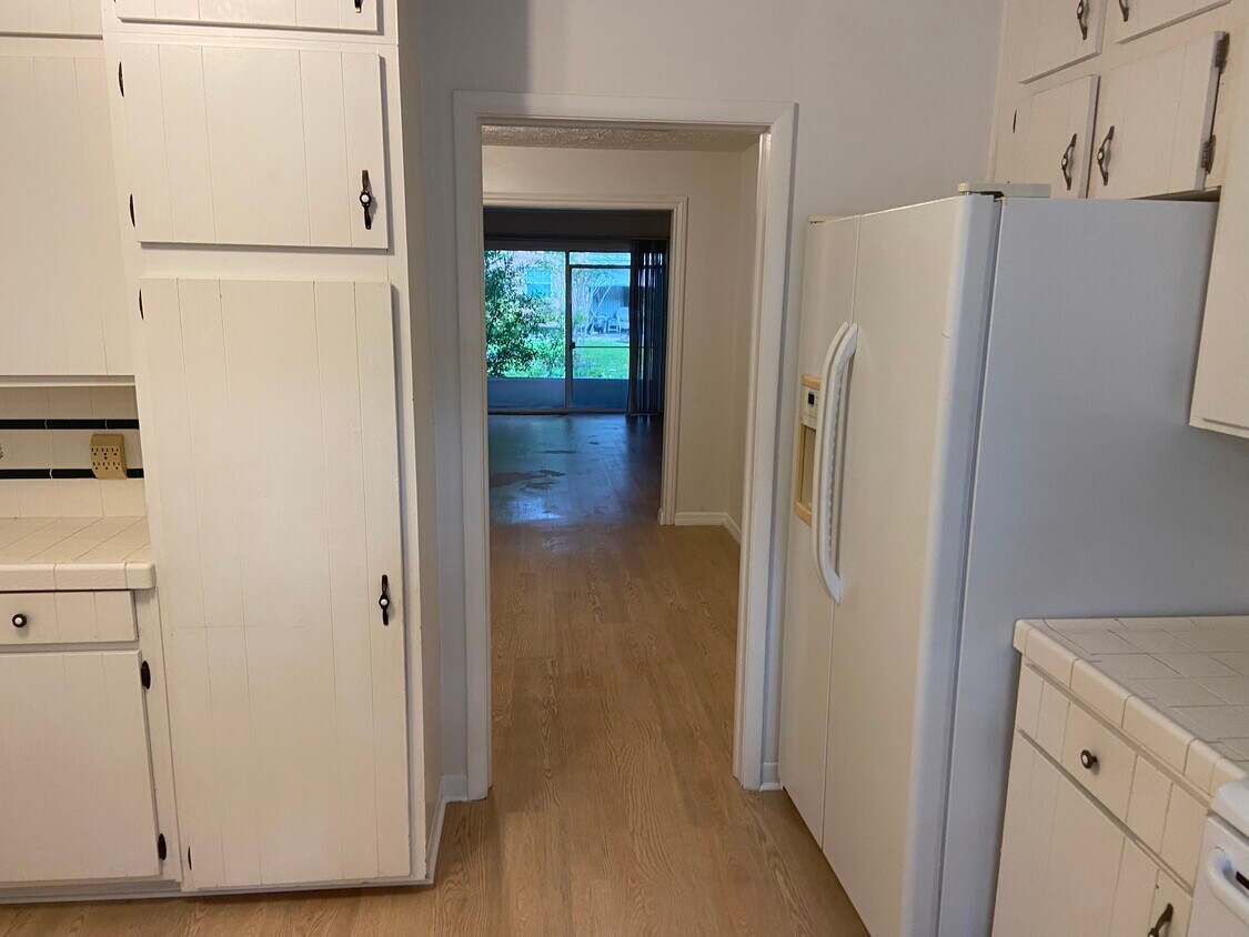 4222 Lake Underhill Rd Unit A, Orlando, FL 32803 Condo for Rent in