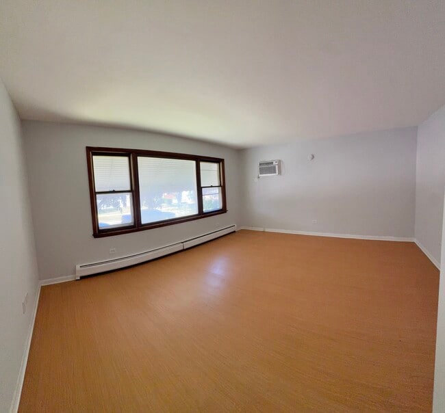 Building Photo - 1619 N 35th Ave