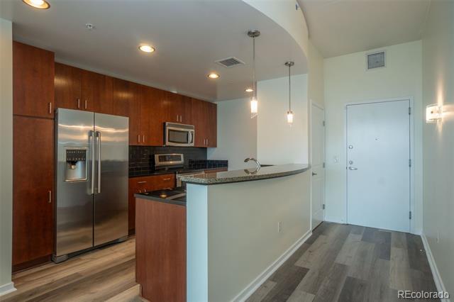 Foto del edificio - 1700 Bassett St