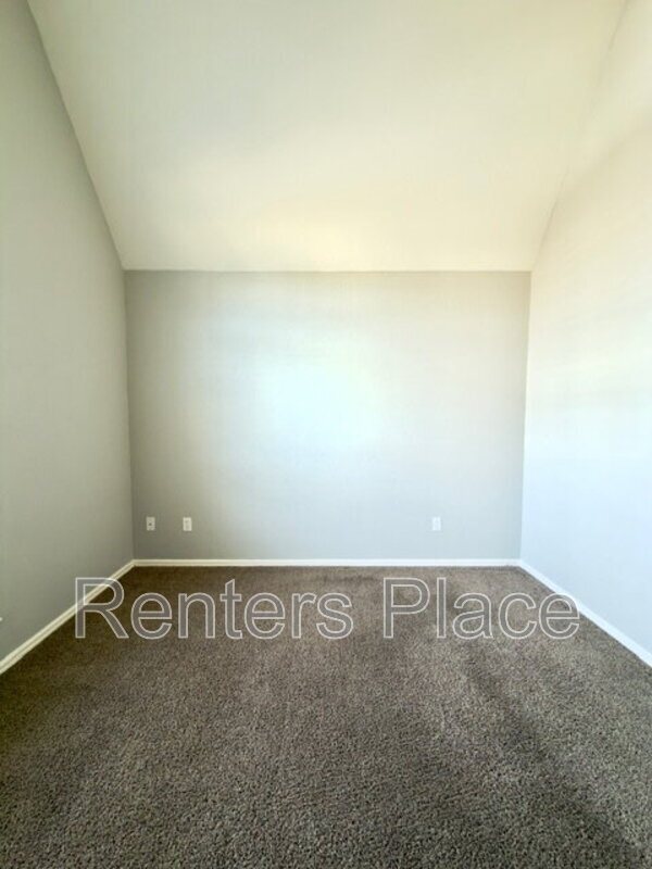 Foto del edificio - 2012 E 133rd Ct S